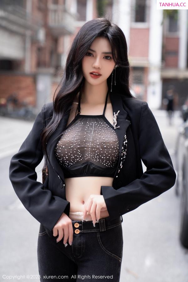 李浅浅  [XiuRen]高清写真图 2023.06.07 No.6874 浅浅Danny 美腿时尚第24张图片